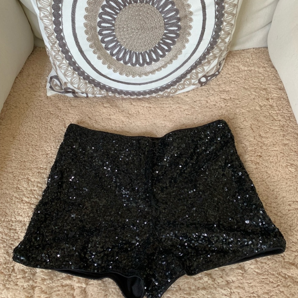 Sequin Shorts Size L, Fit like Women’s 1/2 and 3/4